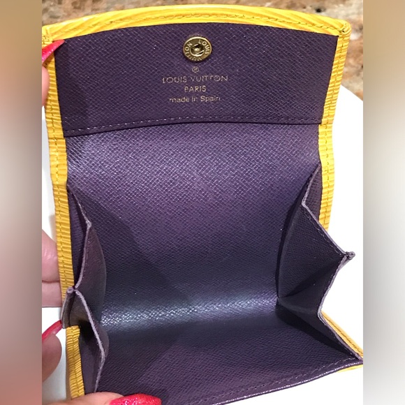 Louis Vuitton Epi Card Holder/ Coin Purse ππ€©π₯ - Picture 5 of 11